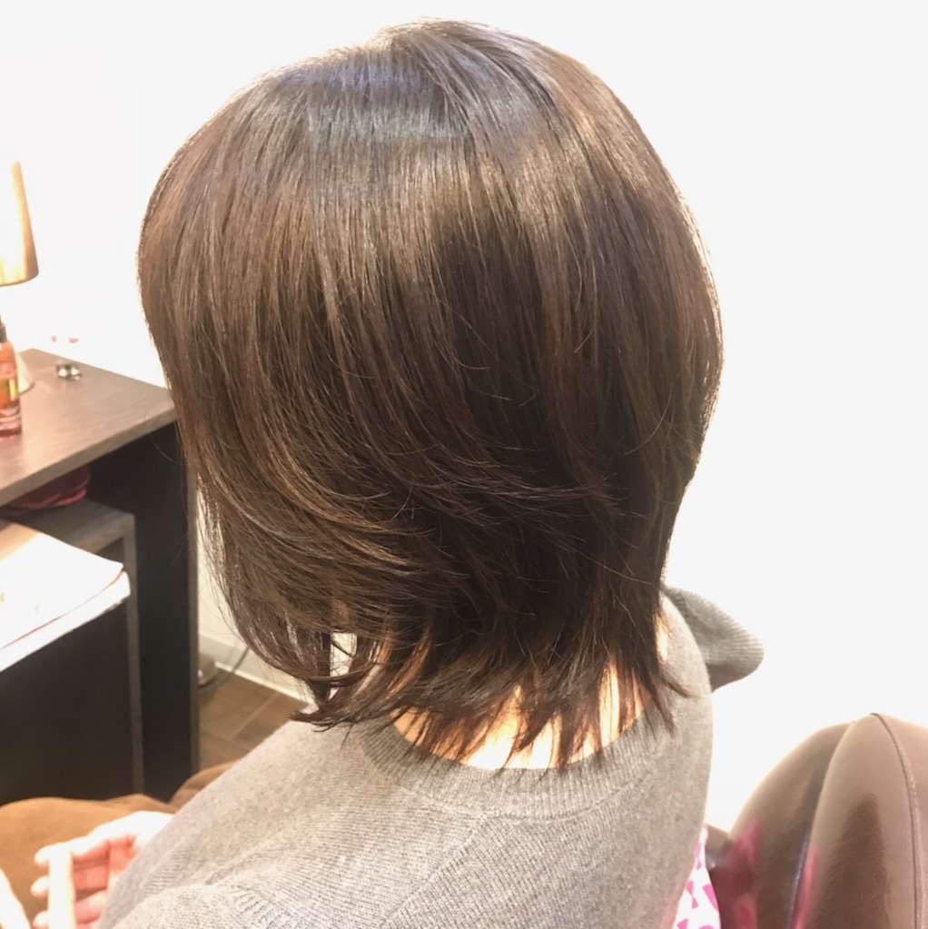 キラキラ目立つ白髪をなくしたい 神戸で人気の美容院パシフィックダズール公式webサイト 西区 垂水区
